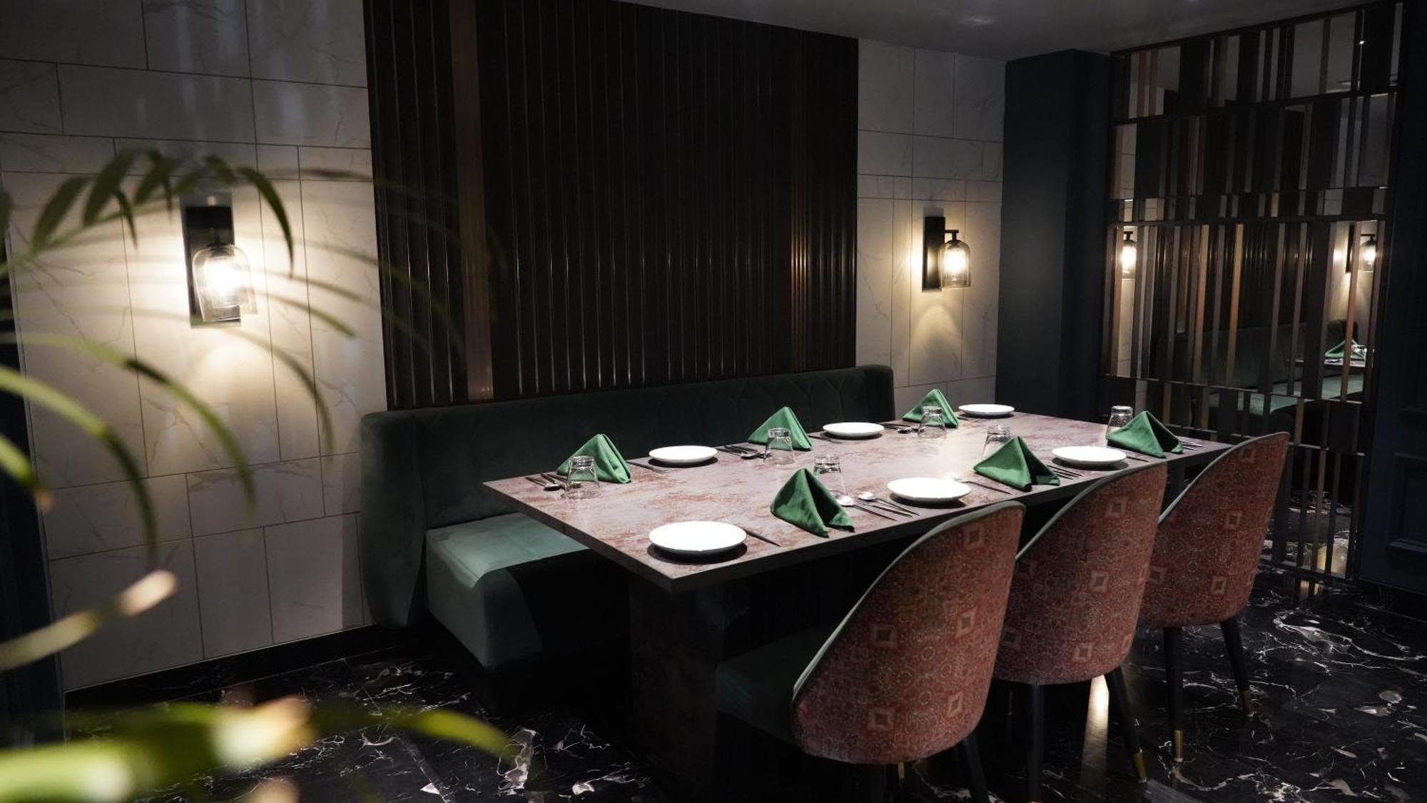 Seasons Rajkot Hotel Ngoại thất bức ảnh