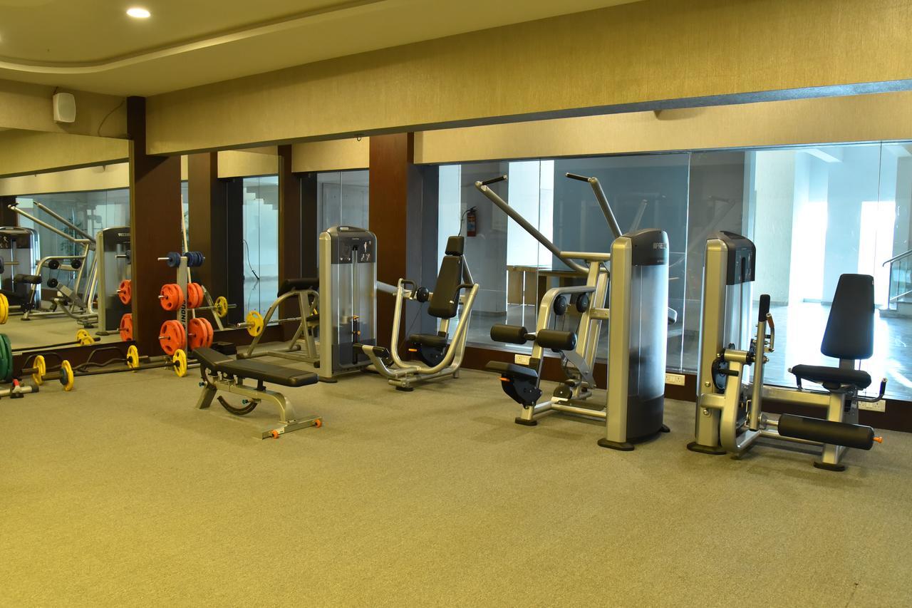 Seasons Rajkot Hotel Ngoại thất bức ảnh