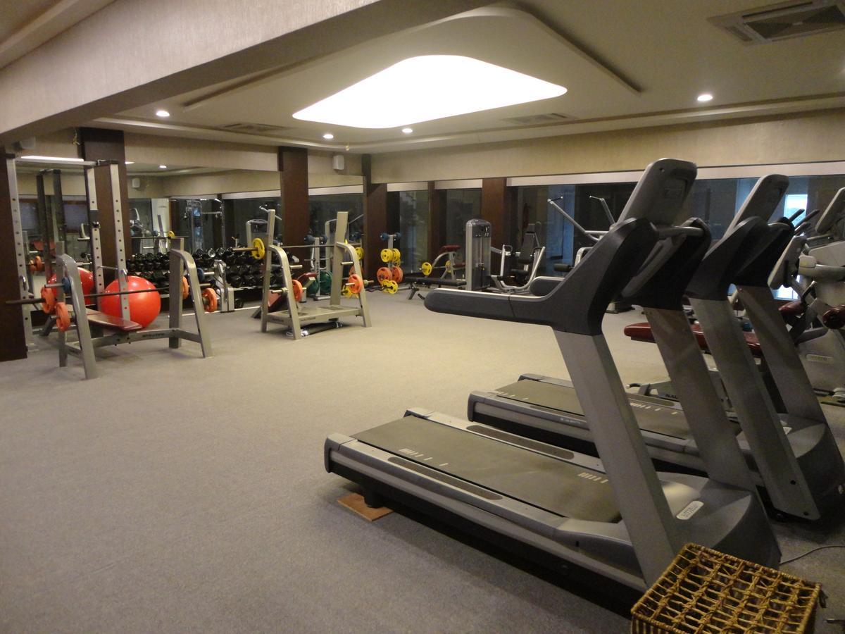 Seasons Rajkot Hotel Ngoại thất bức ảnh